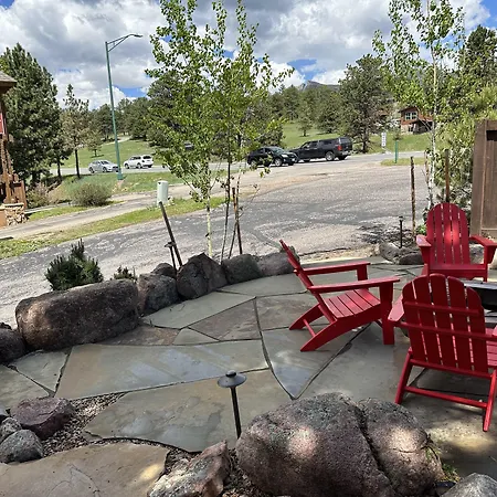Estes Mountain Inn-3