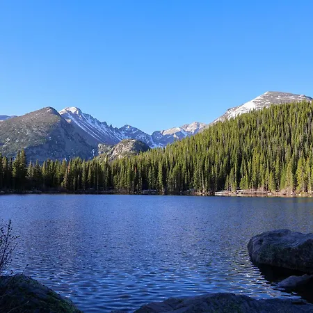 Trailhead Lodge-3